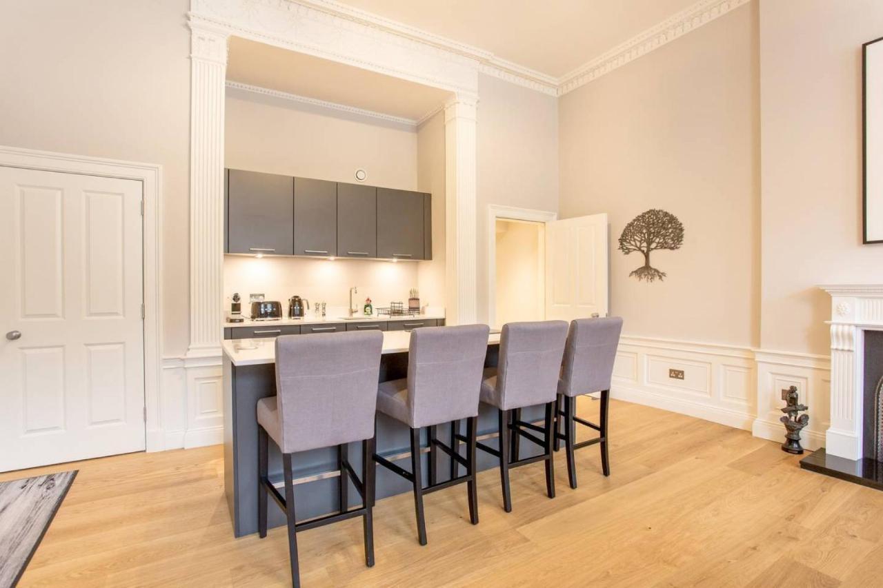 Joivy Exquisite Flat In The City Centre إدنبرة المظهر الخارجي الصورة